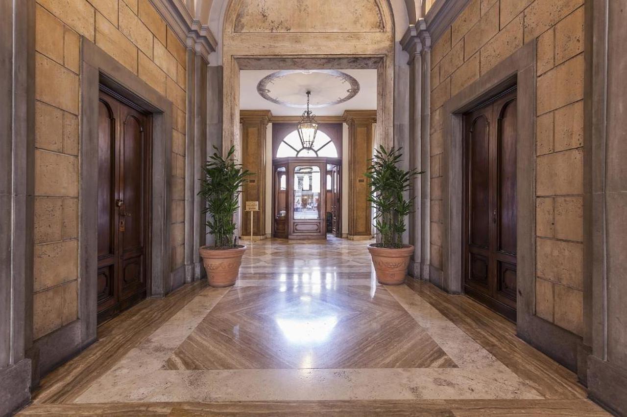 Hotel Regina Giovanna Roma Esterno foto