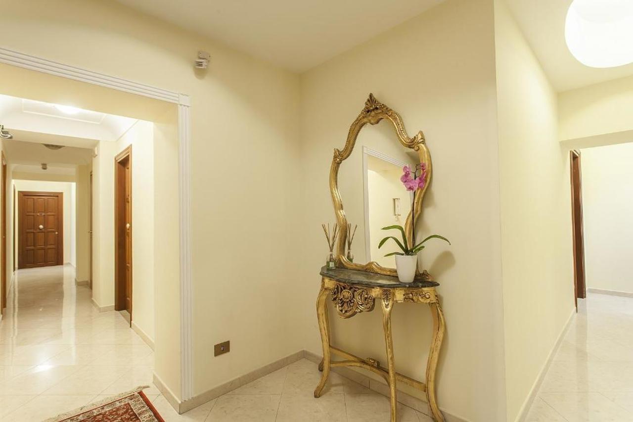 Hotel Regina Giovanna Roma Esterno foto